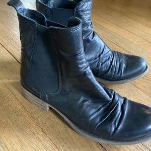 Miz Mooz booties - size 7.5